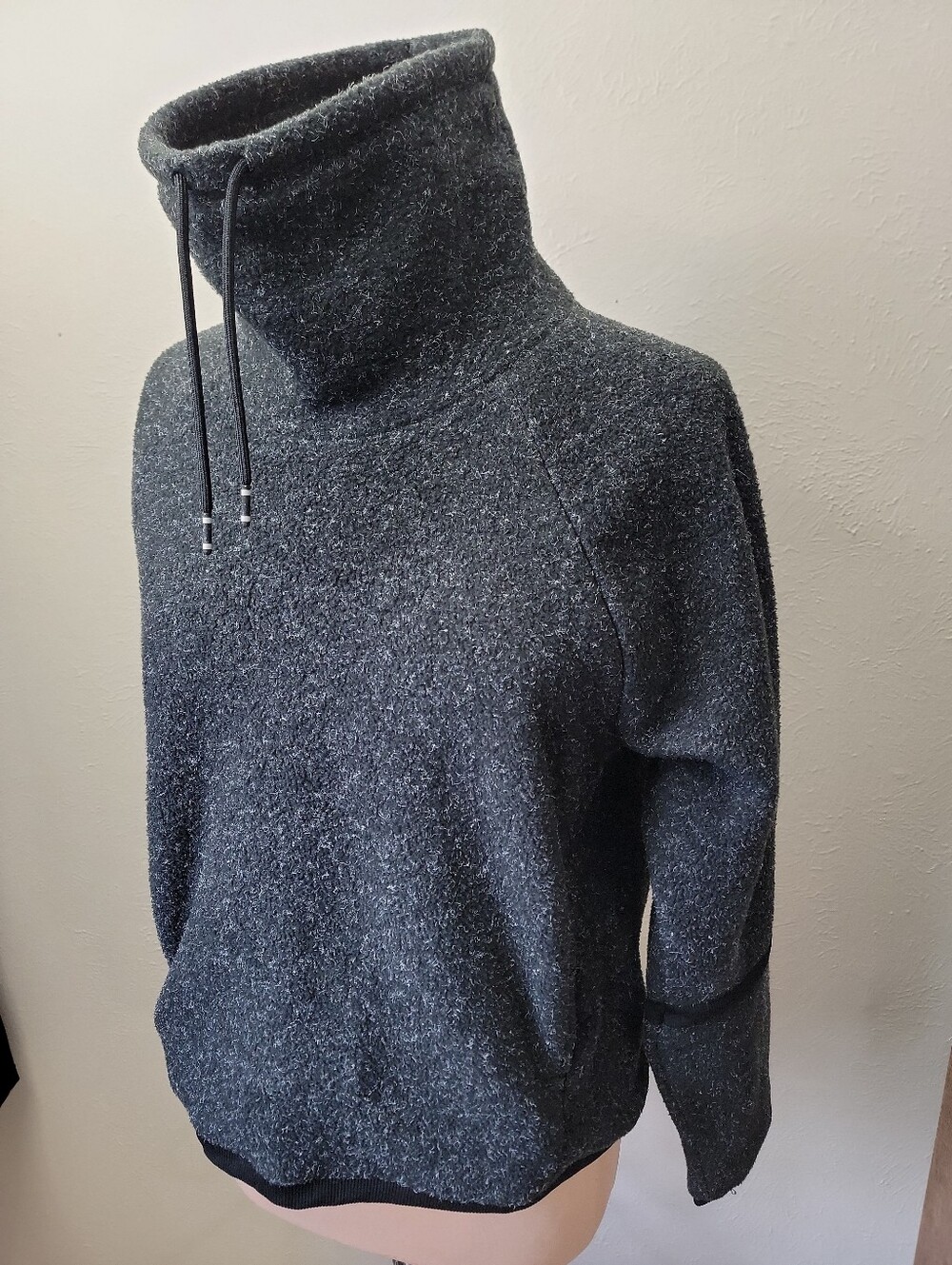 Nike Womens Dark Heather Charcoal Funnel Kneck Sweatshirt